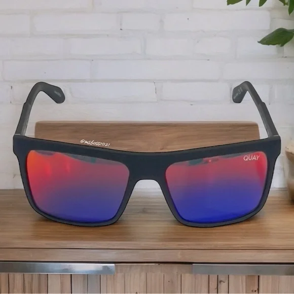 Quay Australia Let it Run Ombré Sunglasses BRAND NEW